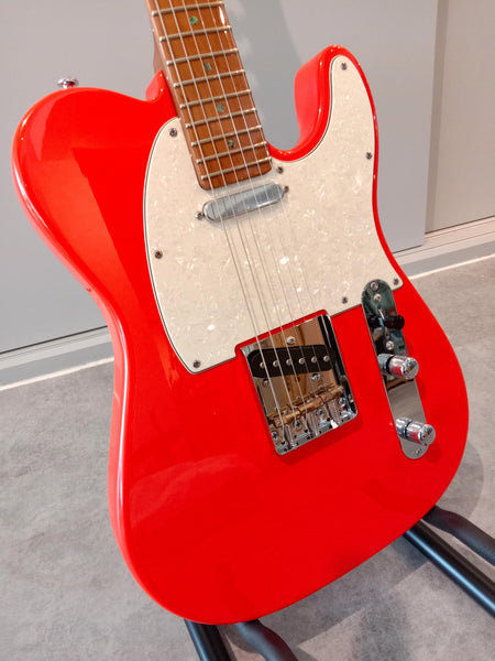 Keajaiban Gitar Elektrik Sire Larry Carlton T7 Fiesta Red