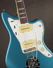 [PREORDER] Fender Custom Shop 1967 Jazzmaster DLX Closet Classic, RW FB, Aged Lake Placid Blue
