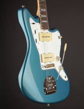 [PREORDER] Fender Custom Shop 1967 Jazzmaster DLX Closet Classic, RW FB, Aged Lake Placid Blue