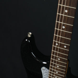 SQOE SEST700, Glitter Super Stratocaster HSS Electric Guitar with Alter Switch - Black ( SEST / SEST-700 / ST 700 )