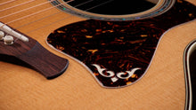 [PREORDER] Taylor Gold Label 814e Acoustic-Electric Guitar w/Case, Natural