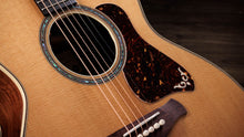[PREORDER] Taylor Gold Label 814e Acoustic-Electric Guitar w/Case, Natural
