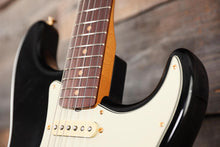 [PREORDER] Fender FSR American Vintage II 61 Stratocaster Electric Guitar, RW FB, Black