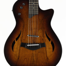 [PREORDER] Taylor T5z Classic Electric Guitar w/Case, Koa Top