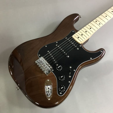[PREORDER] Fender FSR Collection Traditional 70s Stratocaster Electric Guitar, Maple FB, Walnut
