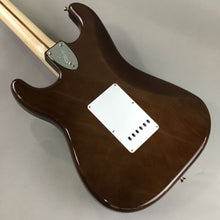 [PREORDER] Fender FSR Collection Traditional 70s Stratocaster Electric Guitar, Maple FB, Walnut