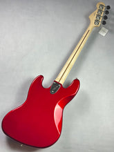 [PREORDER] Fender Japan Traditional 70s Jazz Bass Guitar, RW FB, Candy Apple Red