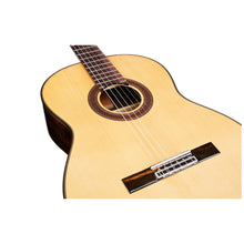 Cordoba C7 SP Guitar Pack - Solid European Spruce Top, Layered Rosewood Back & Sides,