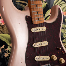 [PREORDER] Fender Vintera Road Worn 1960 Stratocaster Electric Guitar, Shell Pink