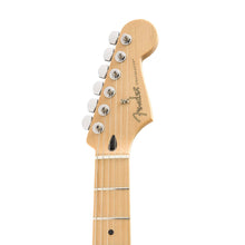 [PREORDER 2 WEEKS] Fender Player Stratocaster Electric Guitar, Maple FB, Buttercream