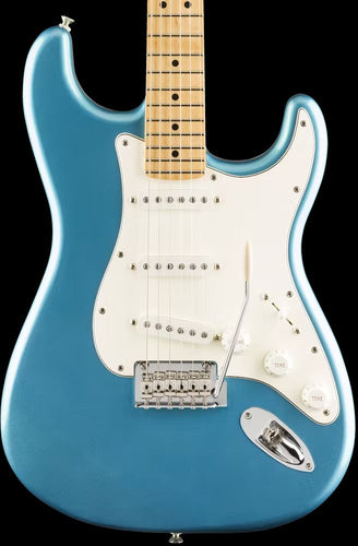 [PREORDER 2 WEEKS] Fender Limited Edition Player Stratocaster Electric Guitar, Maple FB, Lake Placid Blue