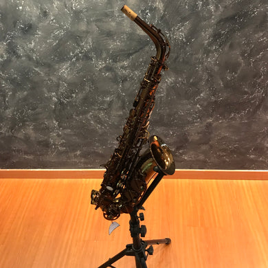 Chateau Alto Saxophone Professional Model VAS-500DE Dark lacquer finish