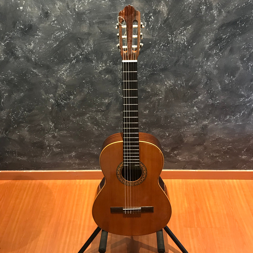 Esteve 3G163 Natural Gloss 7/8 Size Classical Guitar