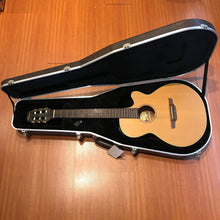 Takamine EAN60C Nylon Cutaway Classical Guitar