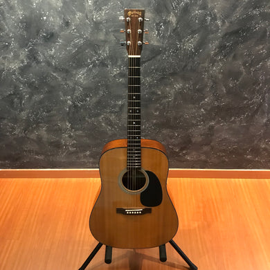 Martin D18 Acoustic Guitar