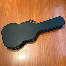Walden N310T Classical Guitar