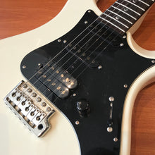 Paul Reed Smith SE EG White Tremolo Electric Guitar