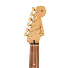 [PREORDER] Fender FSR Player Stratocaster Electric Guitar w/Gold Hardware, Pau Ferro FB, 3-Tone Sunburst